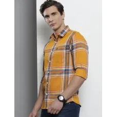 Men Slim Fit Checkered Spread Collar Casual Shirt